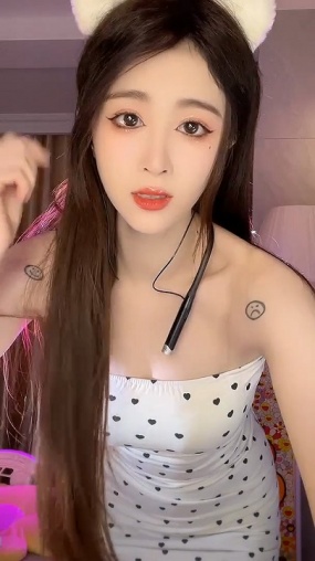 快手主播 茜茜小可爱 性感热舞视频